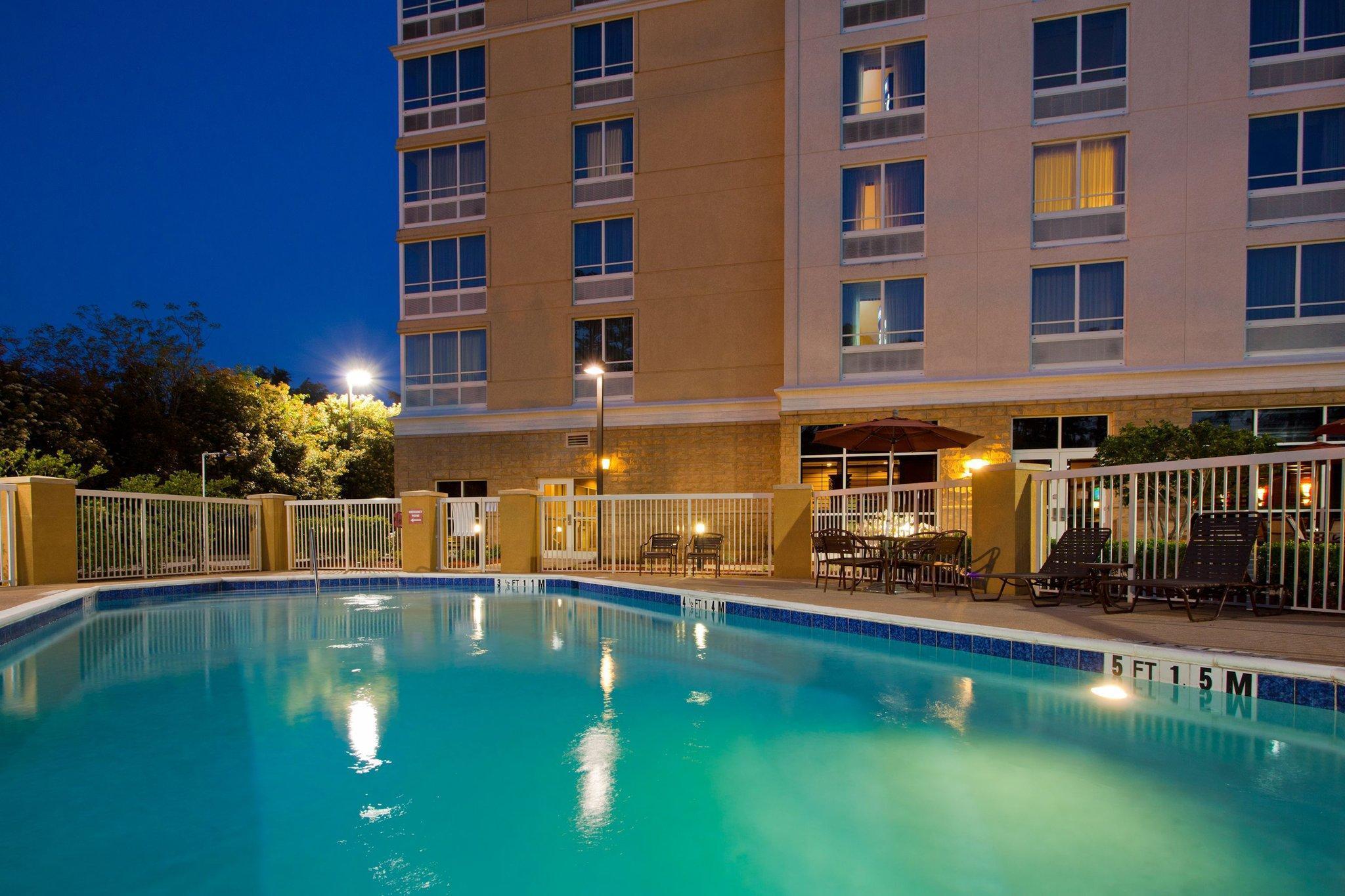 Holiday Inn Hotel & Suites Tallahassee Conference Center North, An Ihg Hotel Exteriör bild